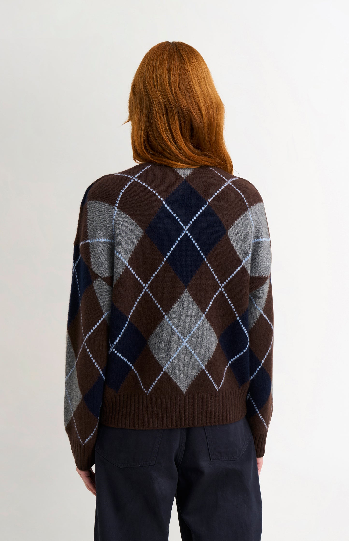 Women's Chunky All Over Argyle Cashmere Cardigan in Brown / Navy / Grey