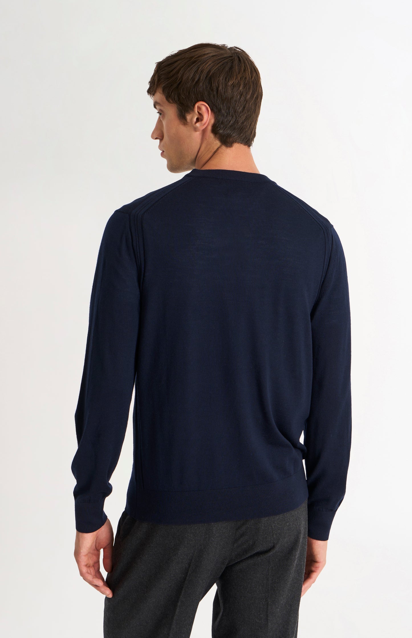 Men's Crew Neck Extra Fine Merino Wool Jumper In Navy Blue