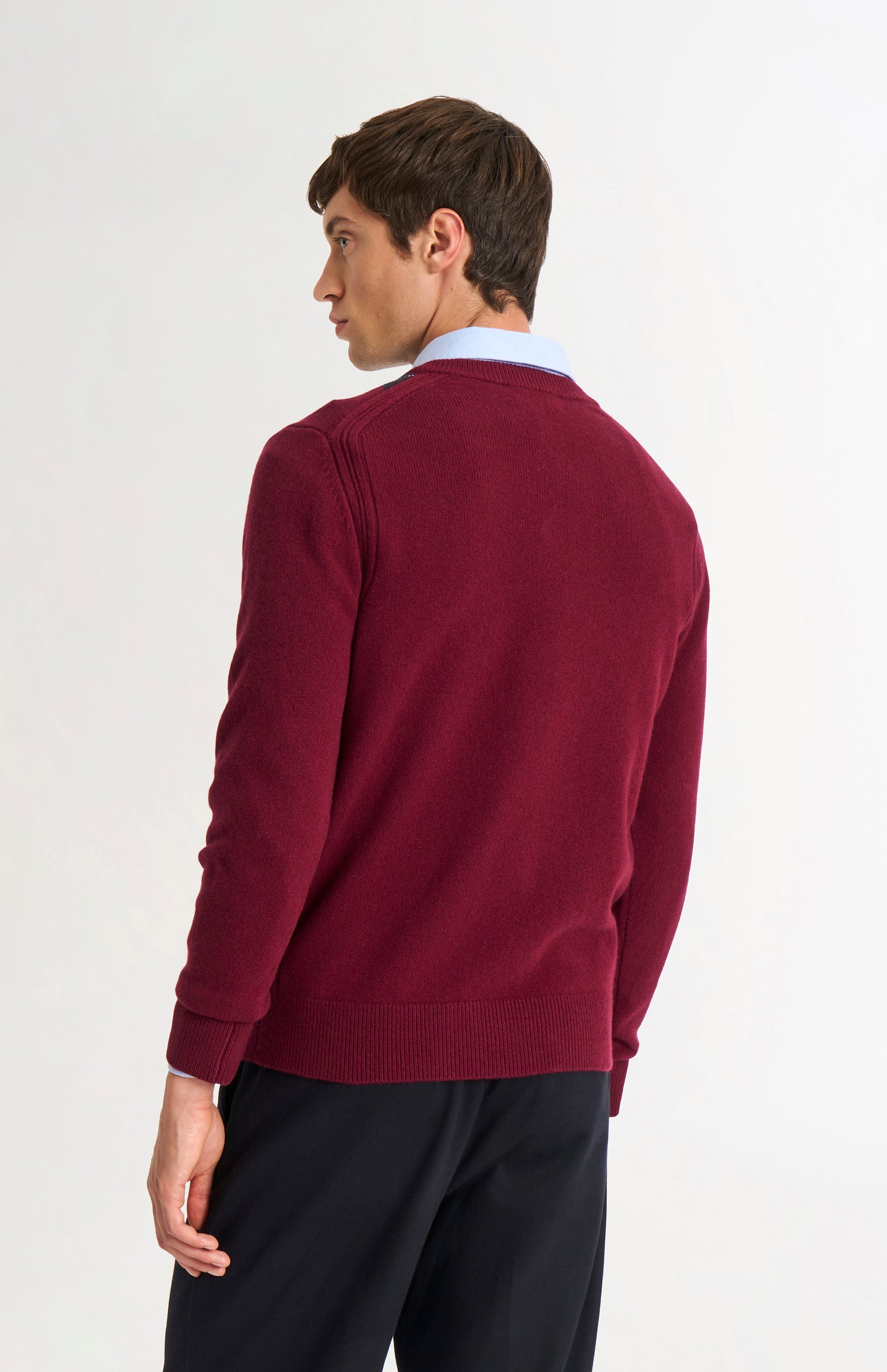 Men's Kessock V-neck Supersoft Lambswool Argyle Jumper In Burgundy/ Navy / Grey