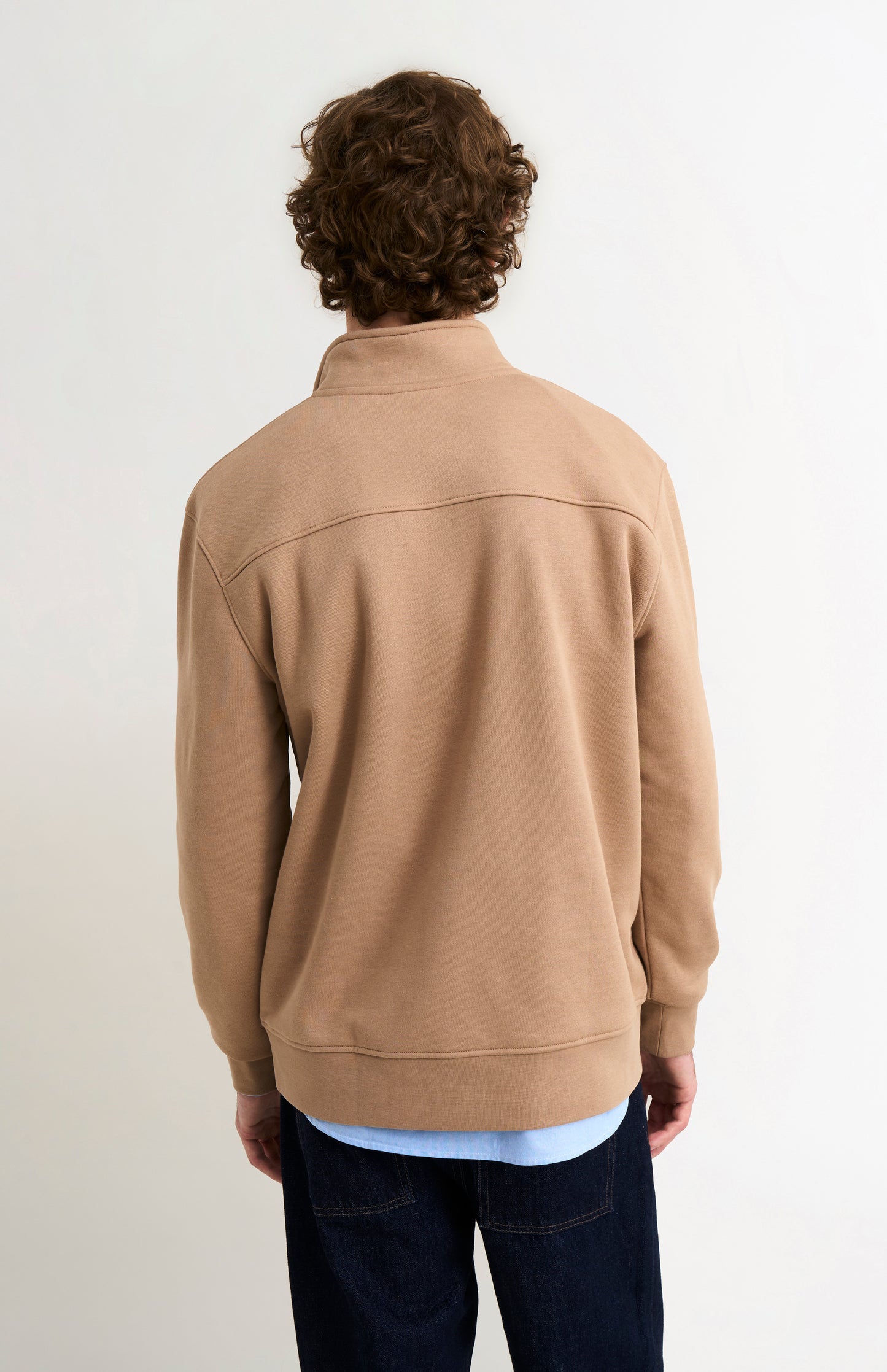 Men's Qtr Zip Track Jumper In Mushroom
