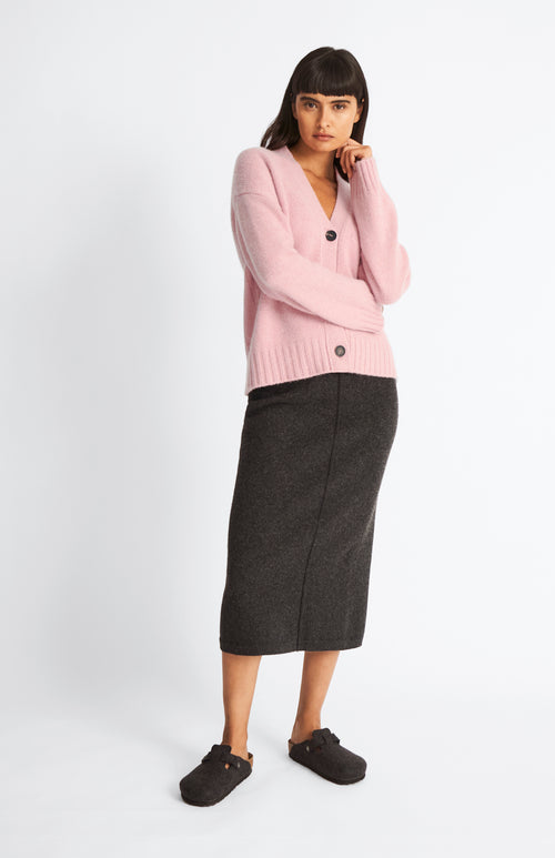 Pringle of Scotland Women's Cropped Cosy Cashmere Cardigan In Dusty Pink on model full length