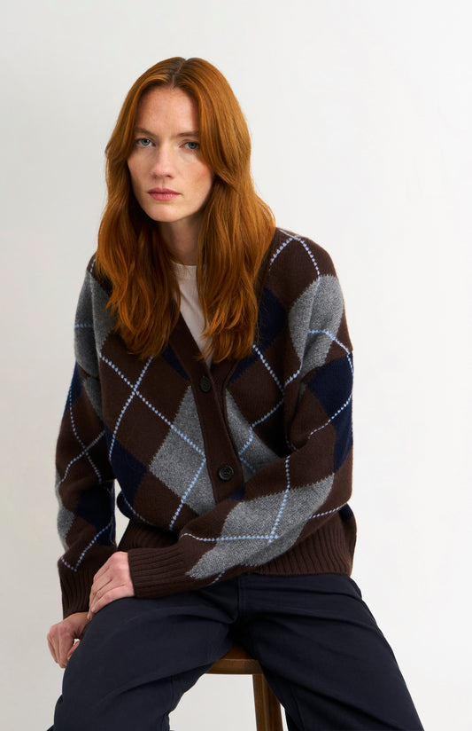 Women's Chunky All Over Argyle Cashmere Cardigan in Brown / Navy / Grey
