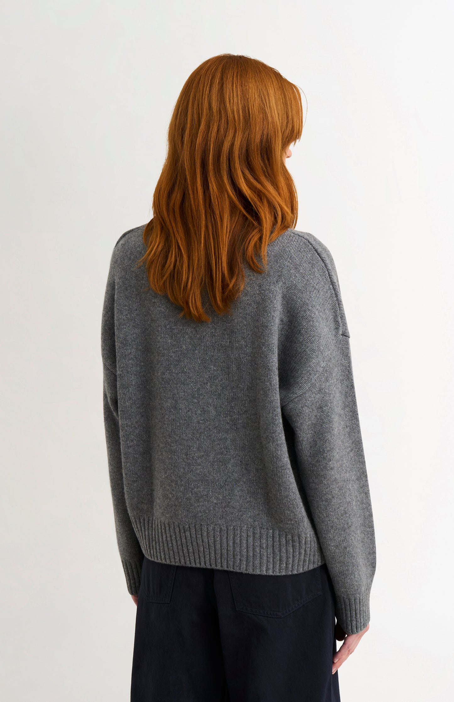 Women's Chunky Argyle Cashmere Cardigan in Grey and Charcoal