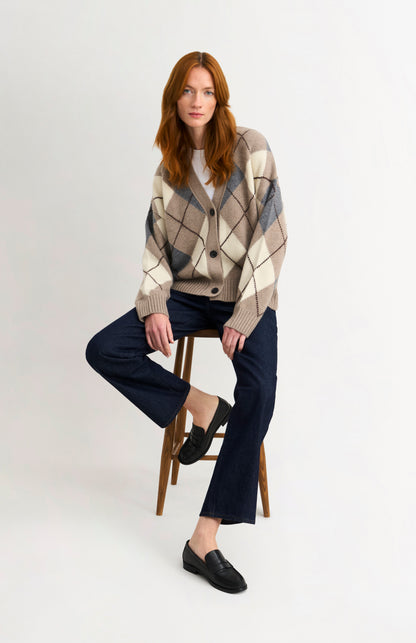 Women's Chunky All Over Argyle Cashmere Cardigan in Mushoom & Grey
