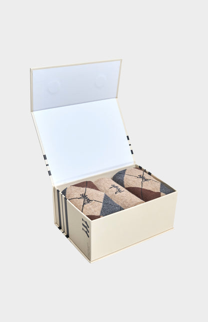 Men’s Argyle Cotton Jacquard Socks in Beige, Brown & Charcoal