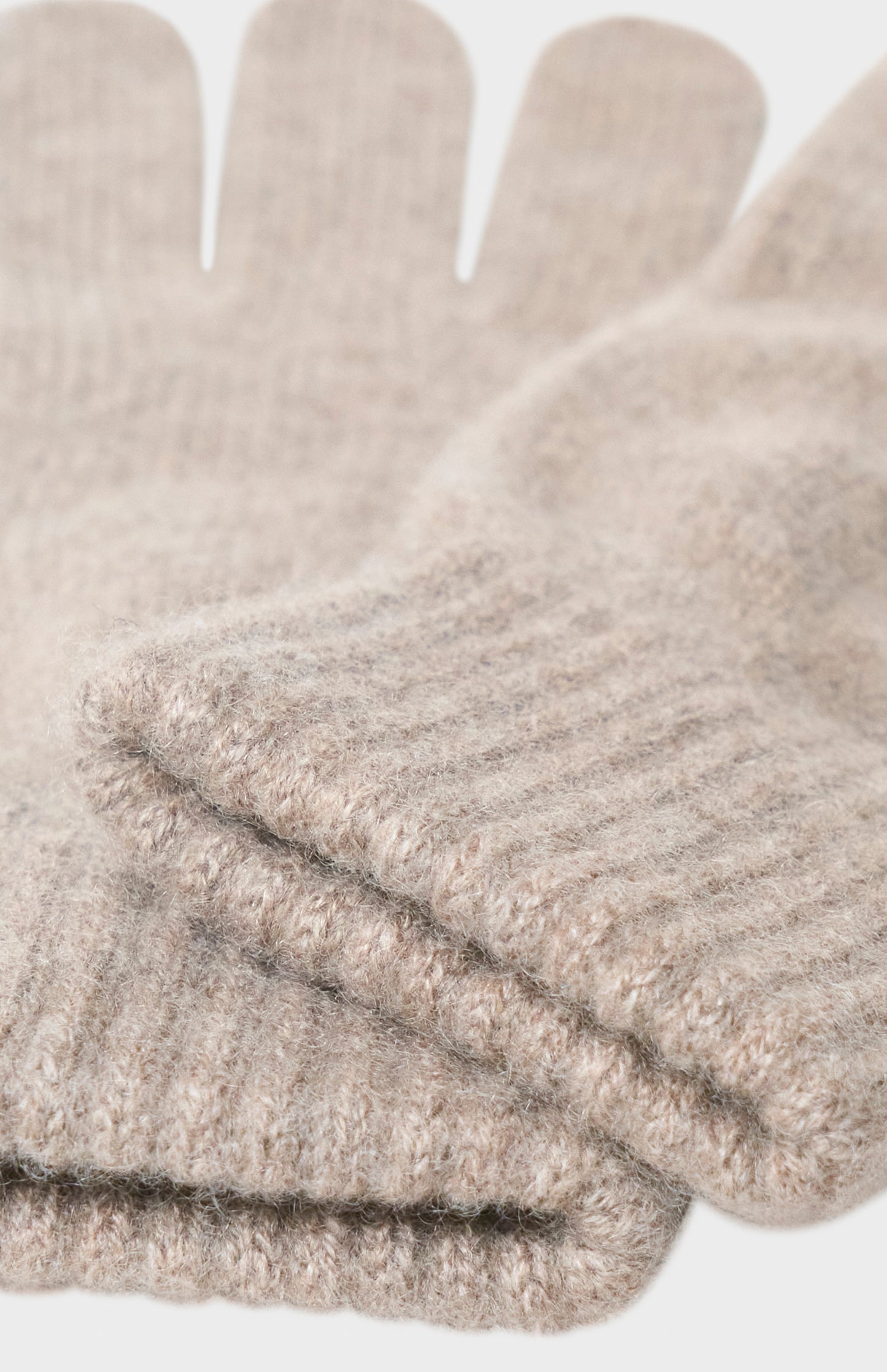 Classic Cashmere Gloves In Mushroom