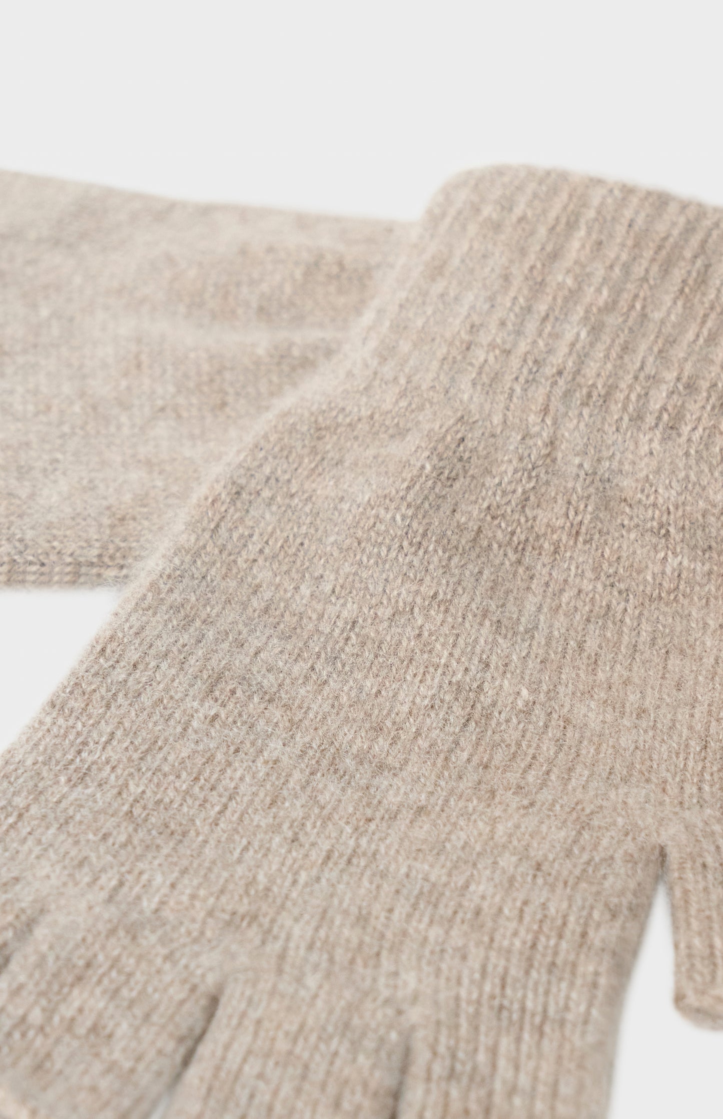 Fingerless Cashmere Gloves In Mushroom