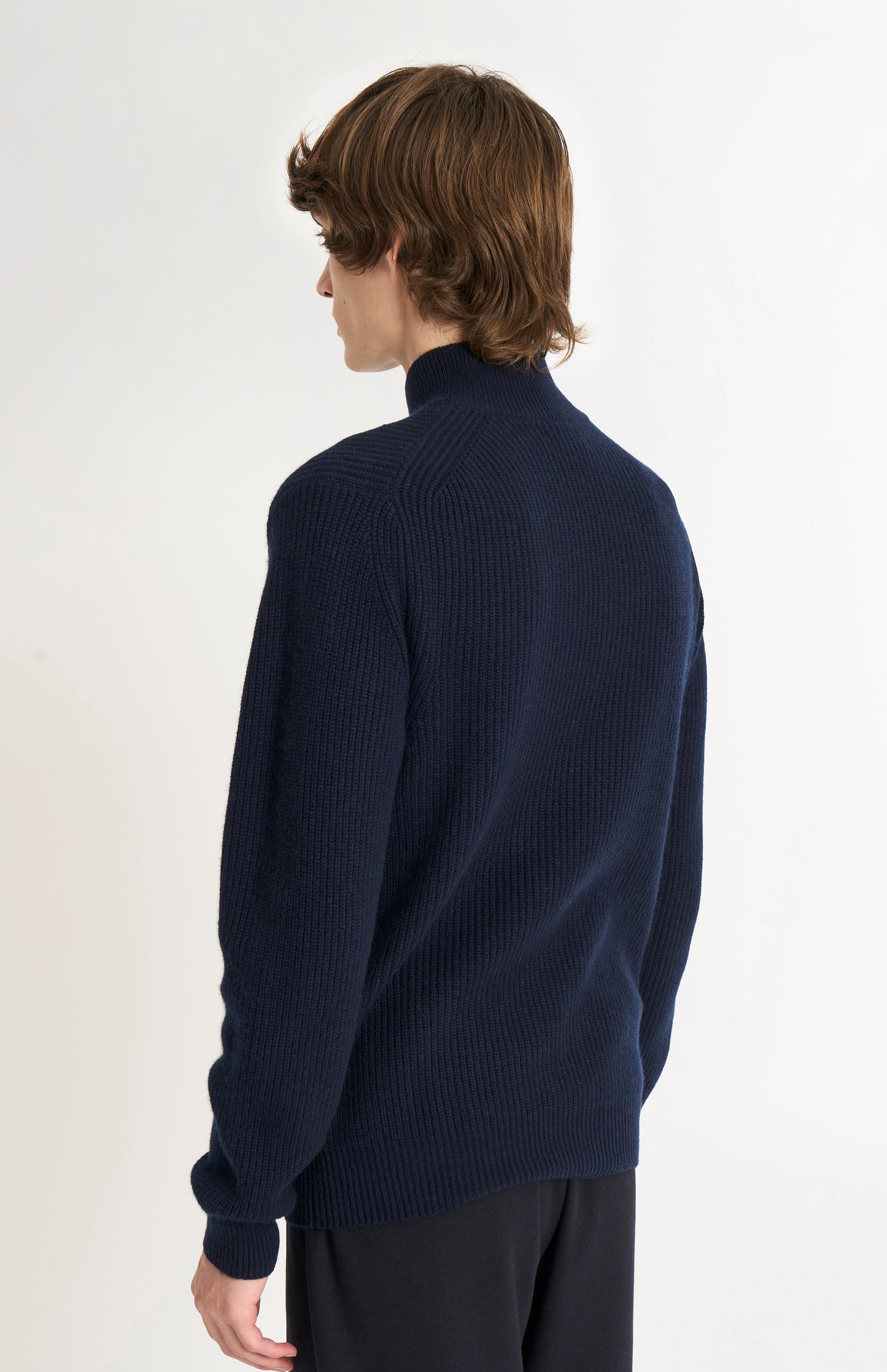 Men's Mock Neck Rib Cashmere Jumper In Navy Blue