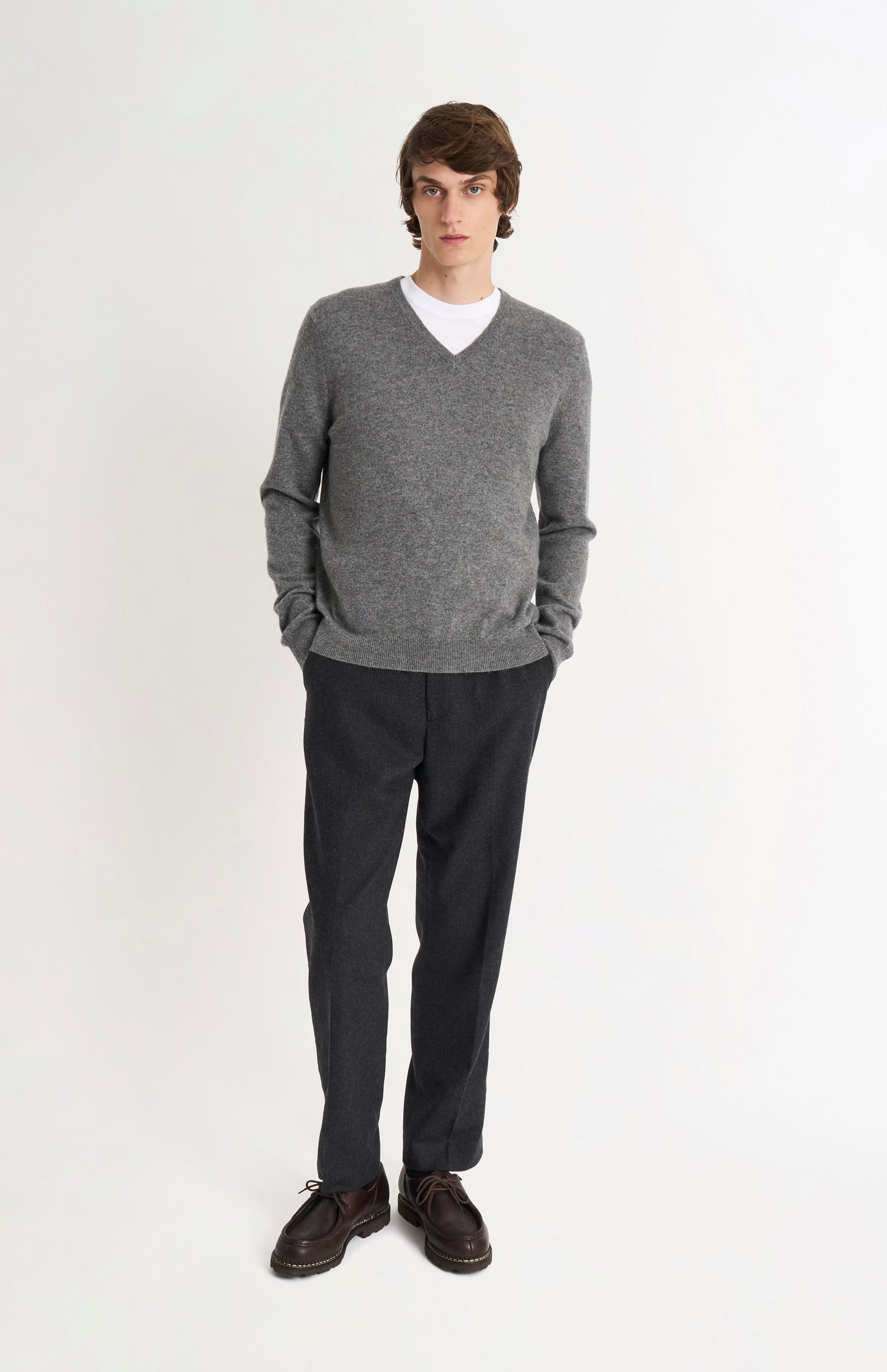 Men's Classic V-neck Cashmere Jumper In Light Grey Melange