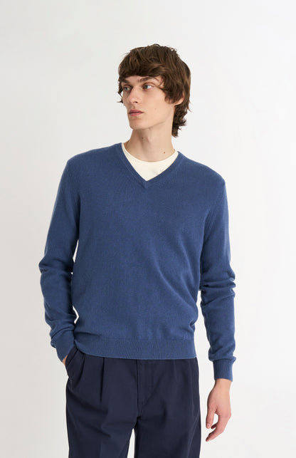 Men's Classic V-neck Cashmere Jumper In Bering Sea Blue