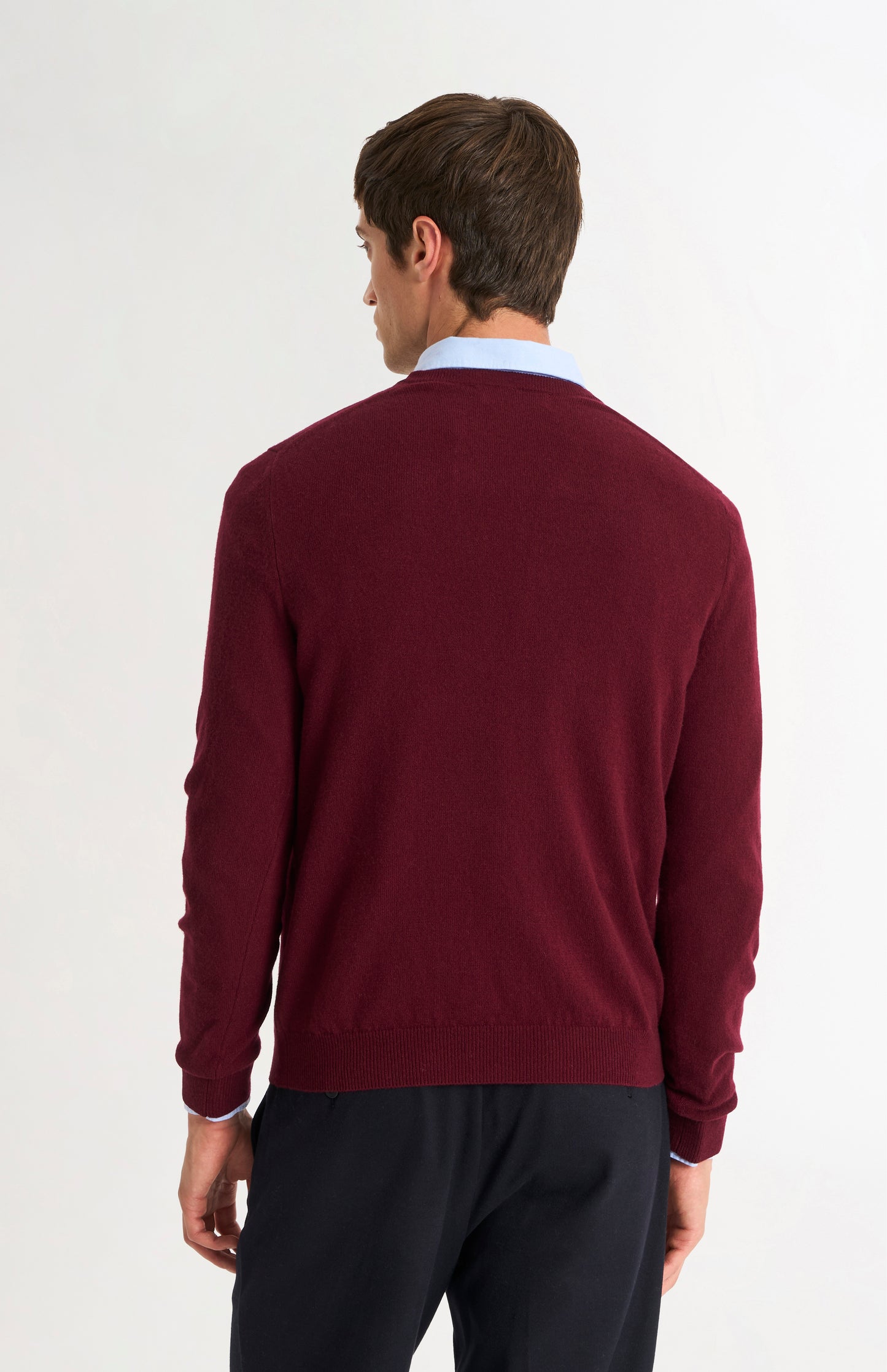 Men's Classic V-neck Cashmere Jumper In Burgundy