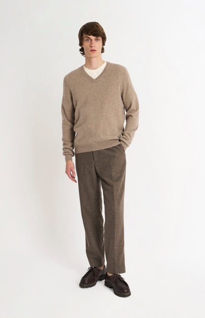 Men's Classic V-neck Cashmere Jumper In Mushroom
