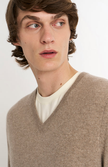 Men's Classic V-neck Cashmere Jumper In Mushroom