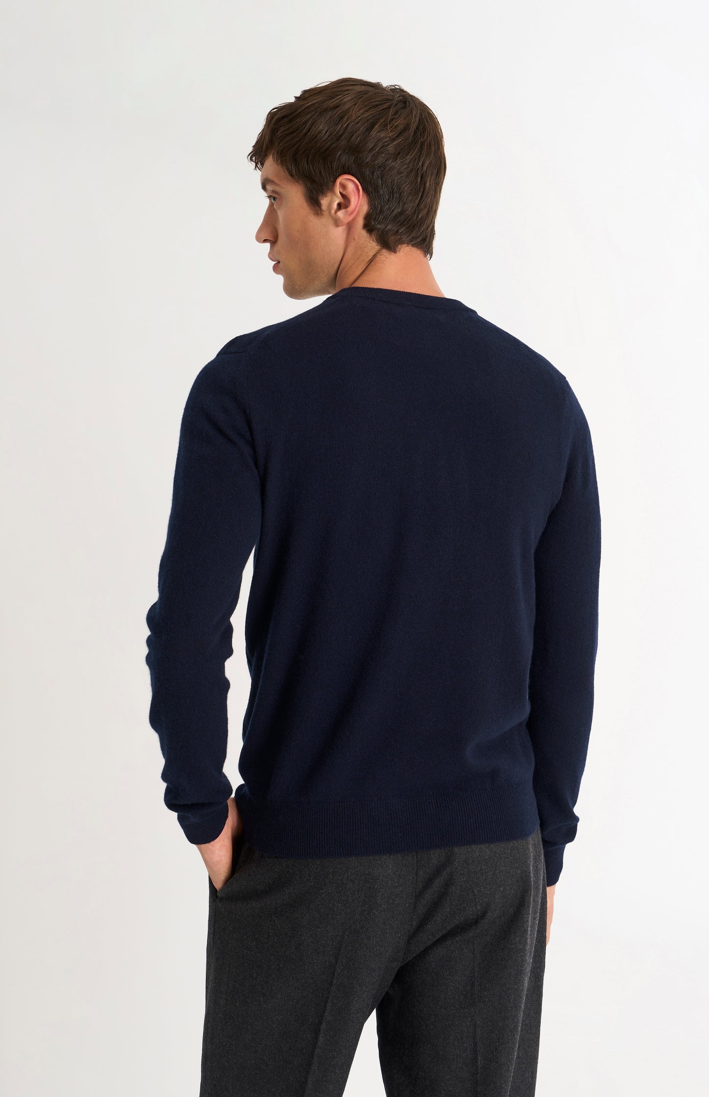 Pringle of Scotland Men’s Cashmere Crew Neck Jumper In Navy Blue rear view