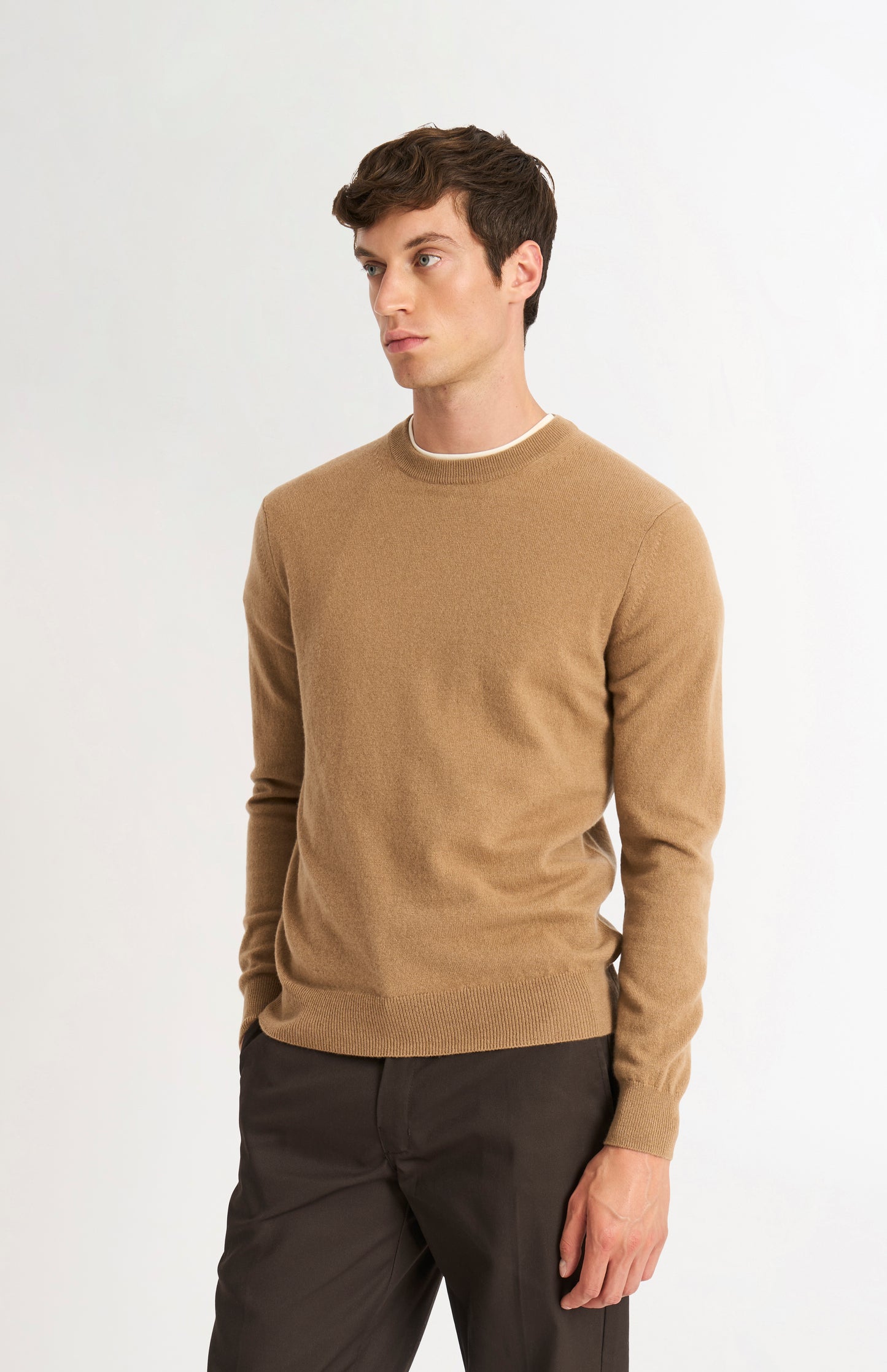 Pringle of Scotland Men’s Cashmere Crew Neck Jumper In Camel on model