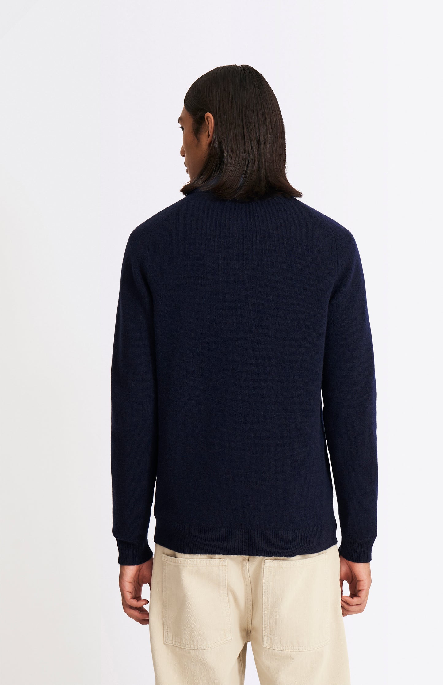 Pringle V Neck Lambswool Jumper in Midnight with Contrast Tipping rear view