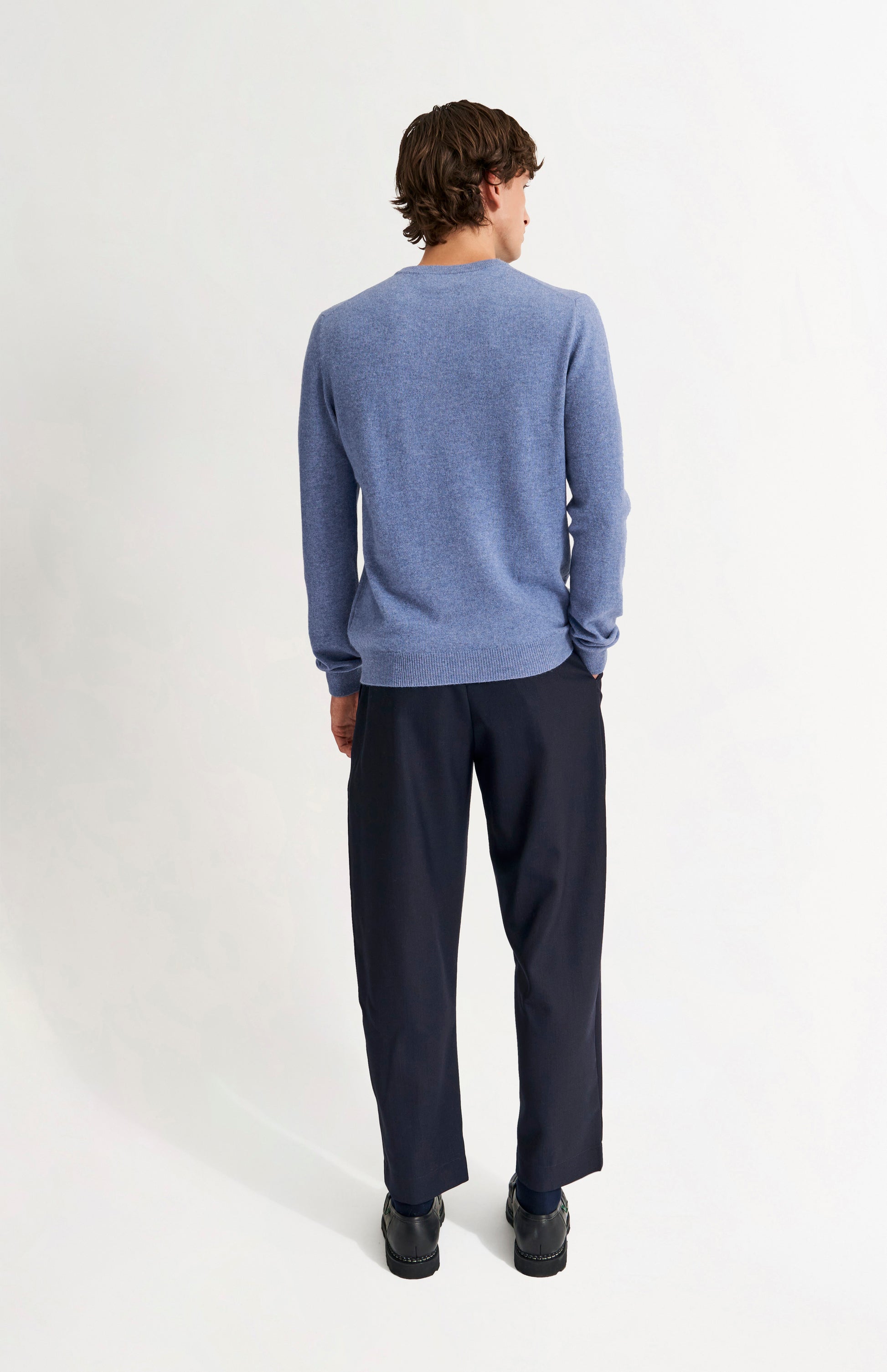 Pringle Men's Classic Round Neck Cashmere Jumper In Blue Melange rear view