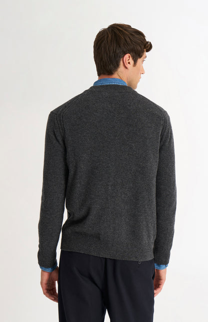 Men's Classic Supersoft Lambswool Cardigan In Charcoal