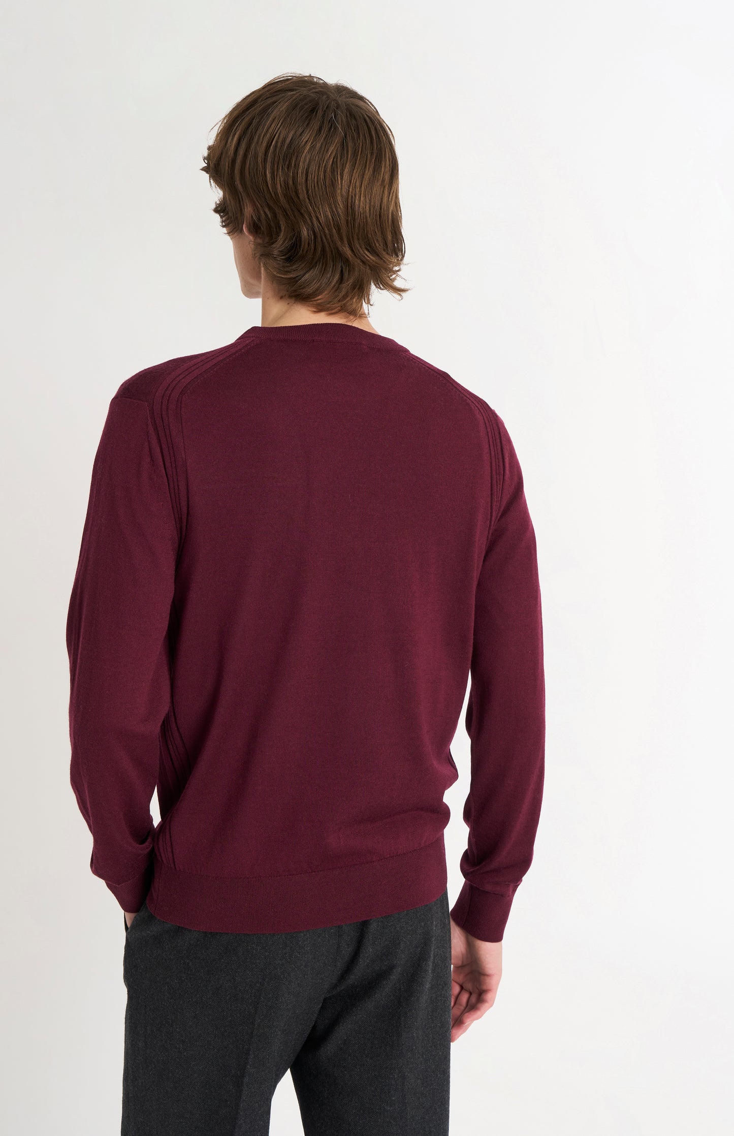 Men's Crew Neck Extra Fine Merino Wool Jumper In Burgundy