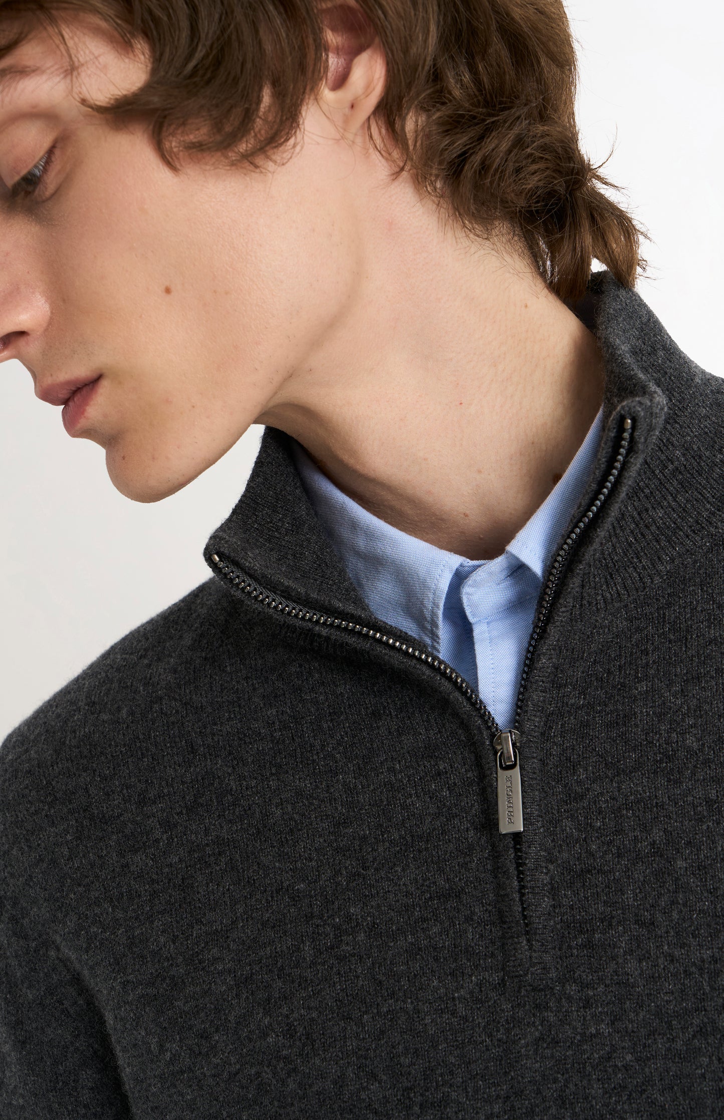 Men's Classic Qtr Zip Cashmere Jumper In Charcoal Melange