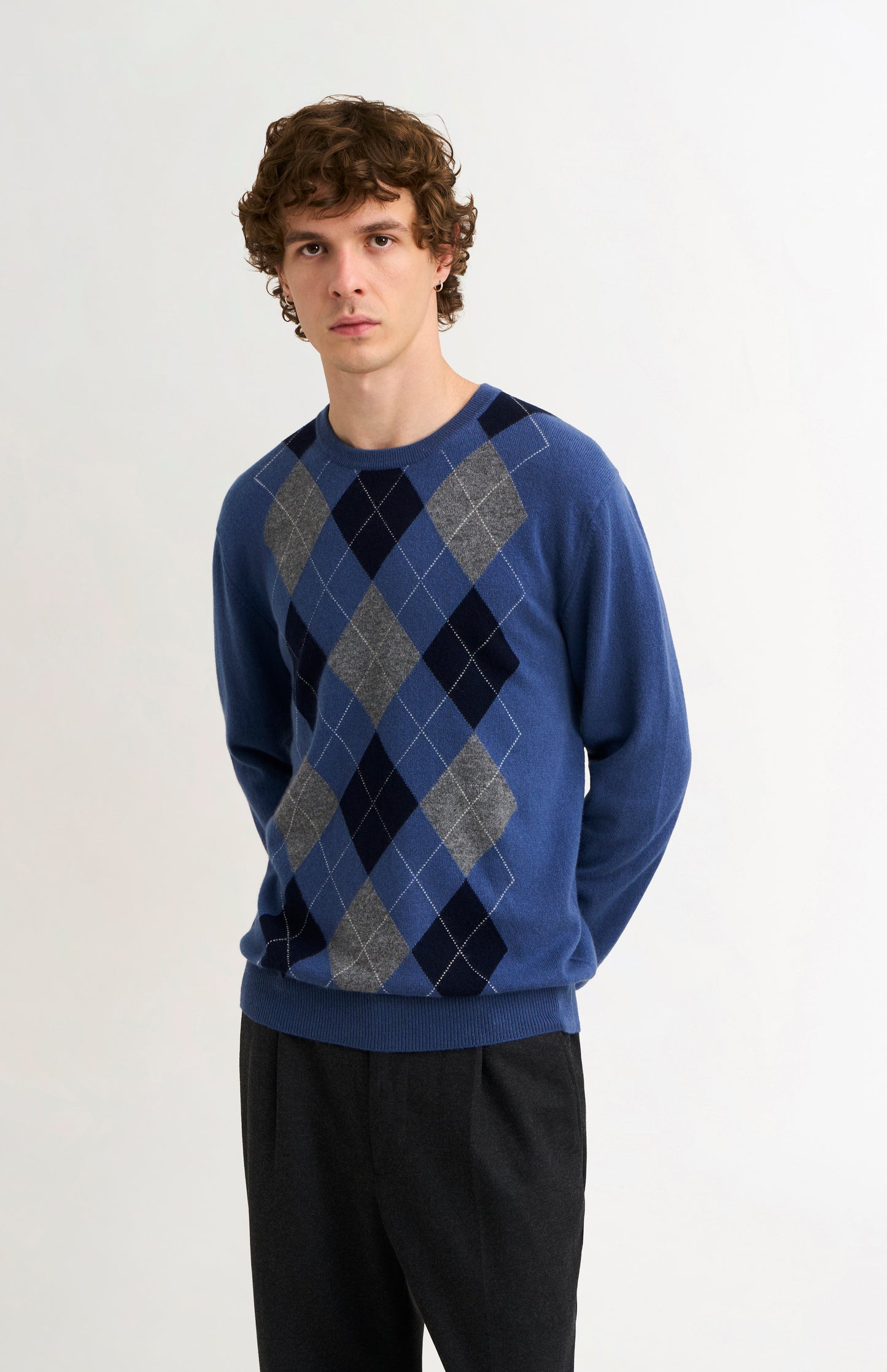 Men's Classic Crew Neck Cashmere Argyle Jumper In Blue / Navy / Grey