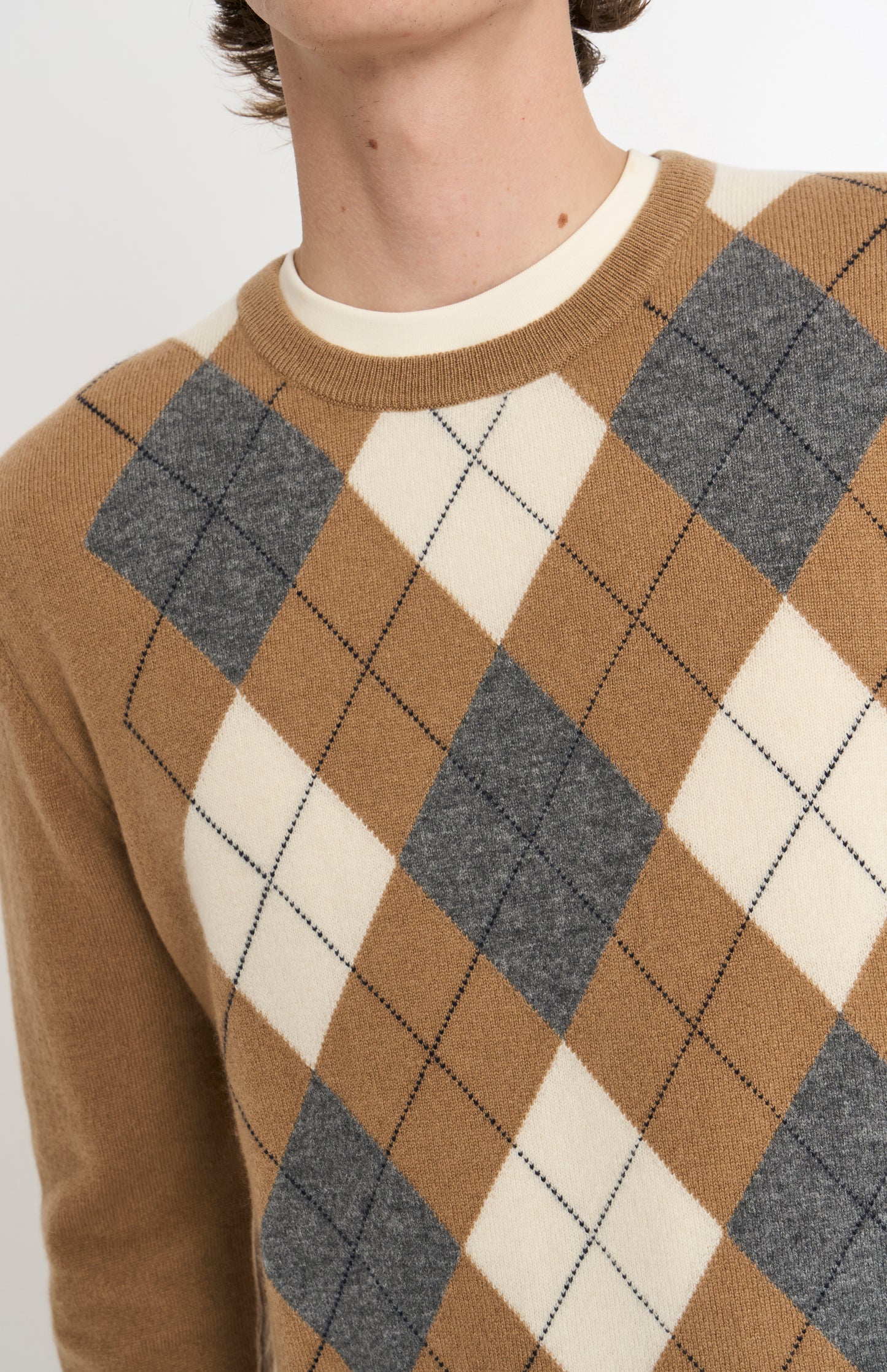 Men's Classic Crew Neck Cashmere Argyle Jumper In Camel / Ecru / Grey