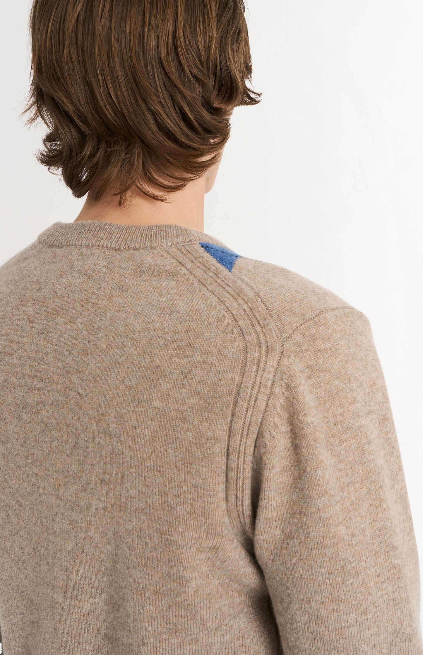 Men's Kessock  V-neck Supersoft Lambswool Argyle Jumper In Mushroom / Blue / Grey