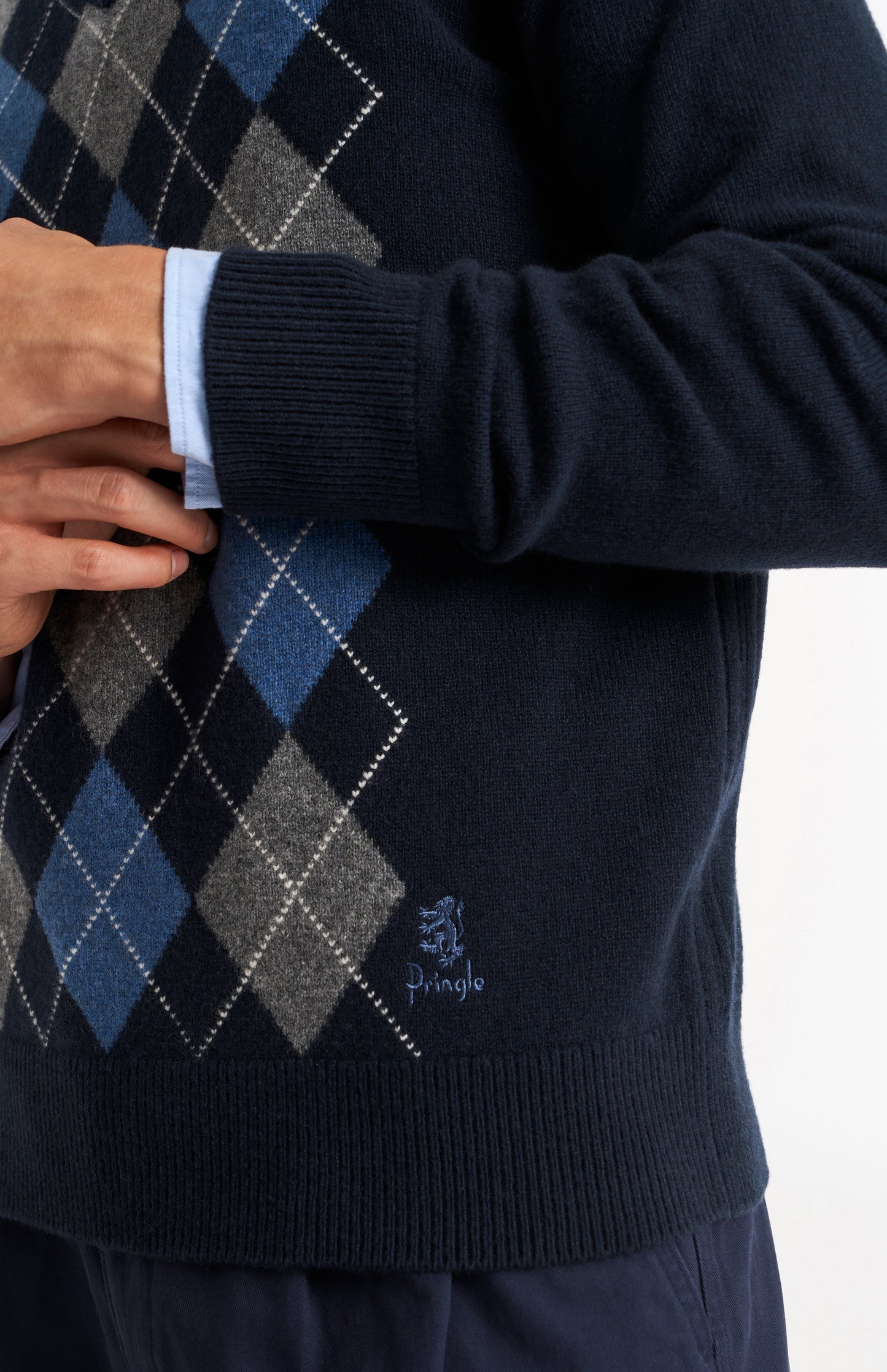 Men's Kessock  V-neck Supersoft Lambswool Argyle Jumper In Navy / Sea Blue / Grey Melange