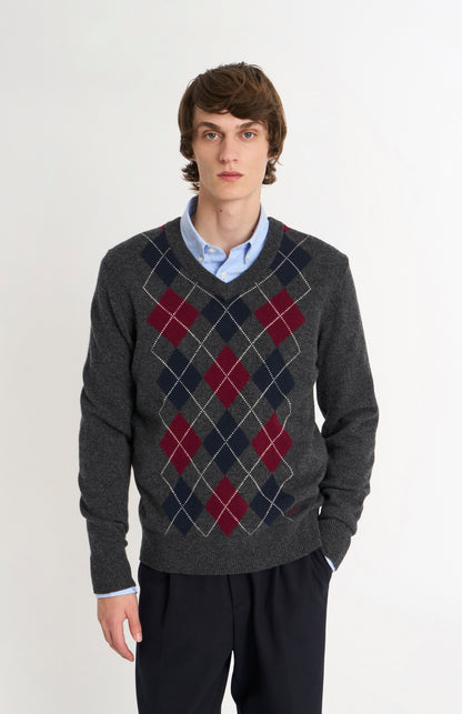 Men's Kessock  V-neck Supersoft Lambswool Argyle Jumper In Charcoal / Burgundy / Navy