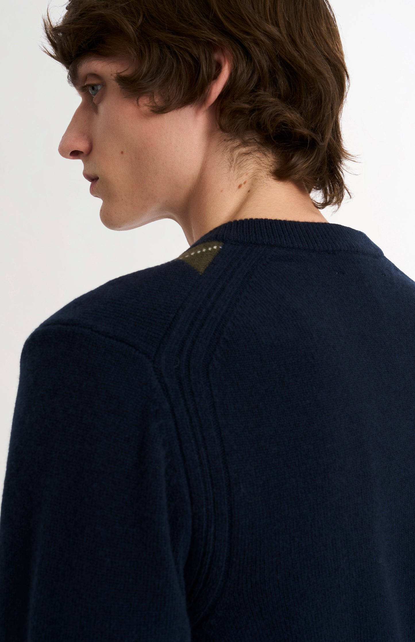 Men's Kessock  V-neck Supersoft Lambswool Argyle Jumper In Navy / Blue / Olive