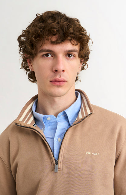 Men's Qtr Zip Track Jumper In Mushroom