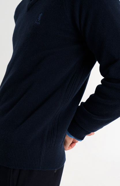 Men's Classic V-neck Supersoft Lambswool Jumper  In Navy Blue