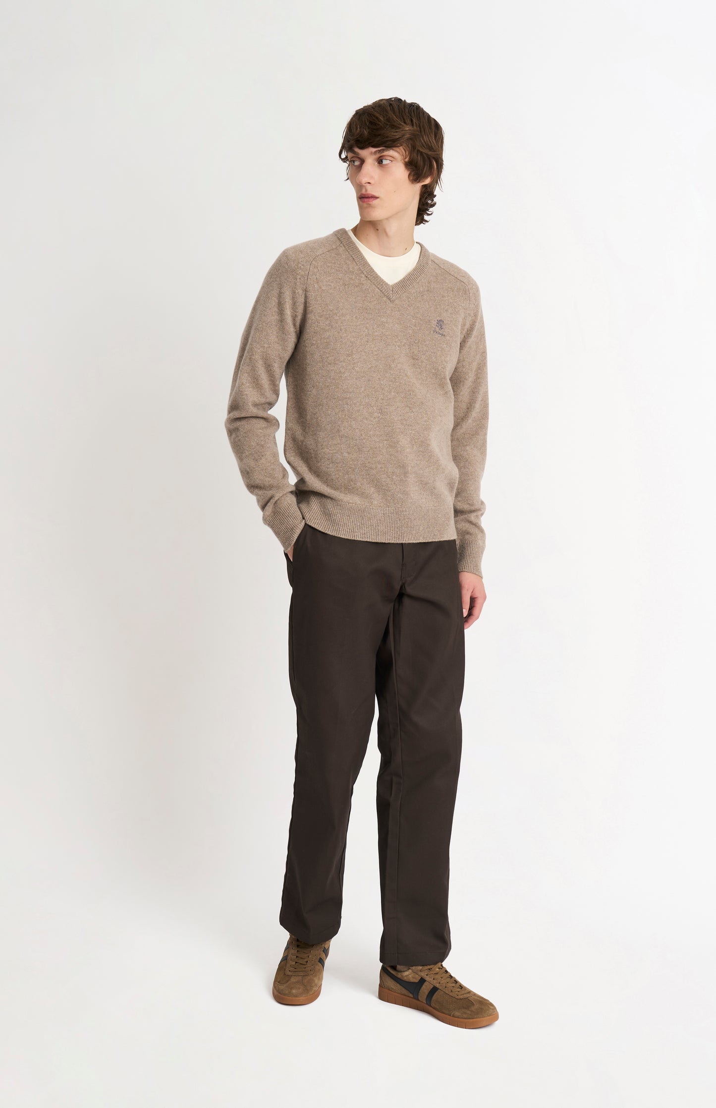 Men's Classic V-neck Supersoft Lambswool Jumper  In Mushroom