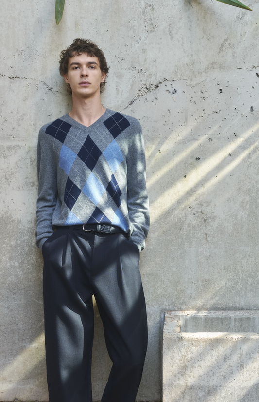 Men's V Neck Cashmere Argyle Jumper In Grey Blue & Navy