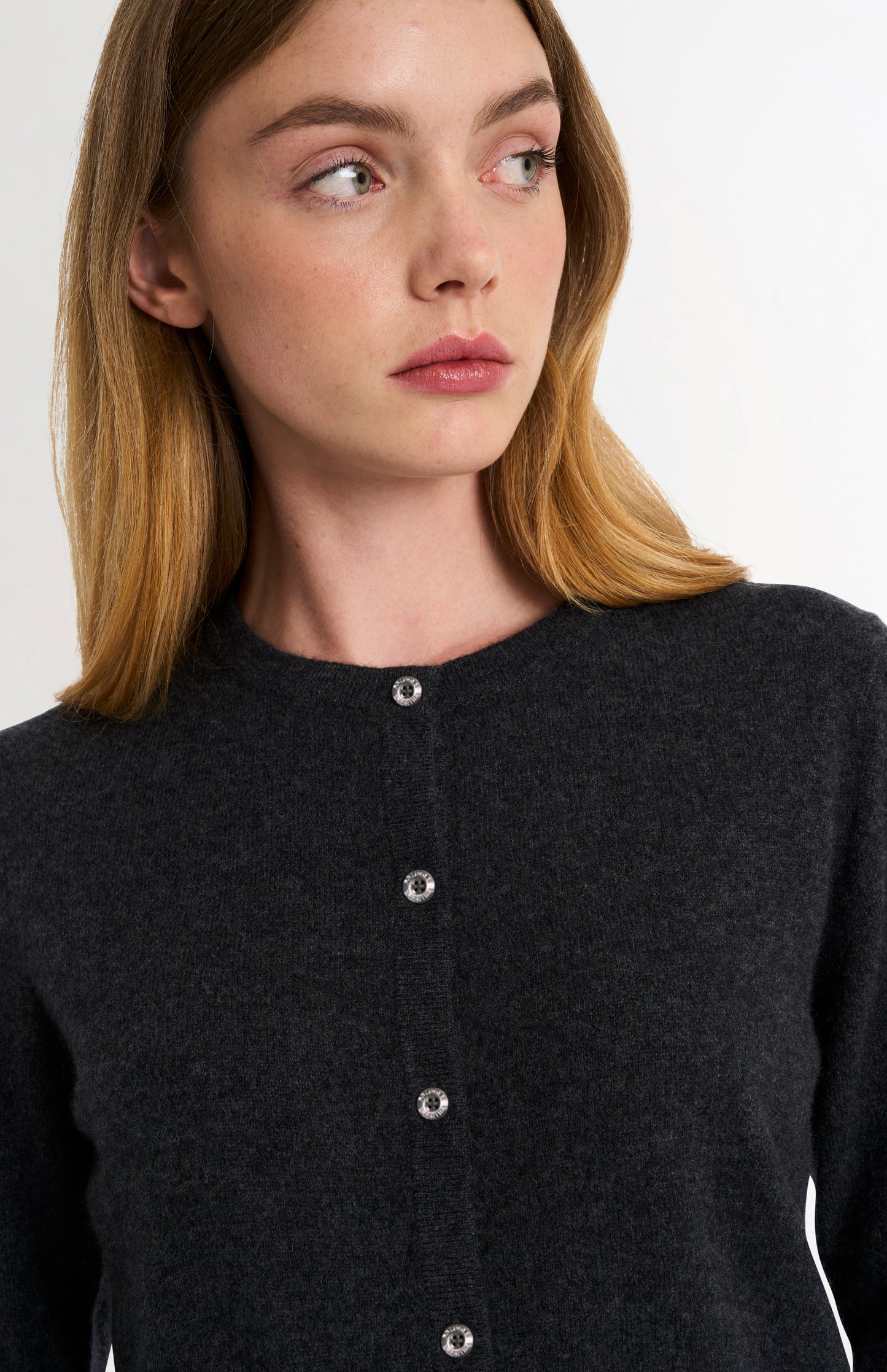 Women's  Classic Crew Neck Cashmere Cardigan In Charcoal Melange