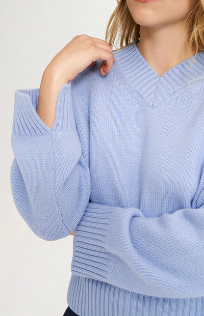 Womens V Neck Chunky Cashmere Jumper In Sky Blue