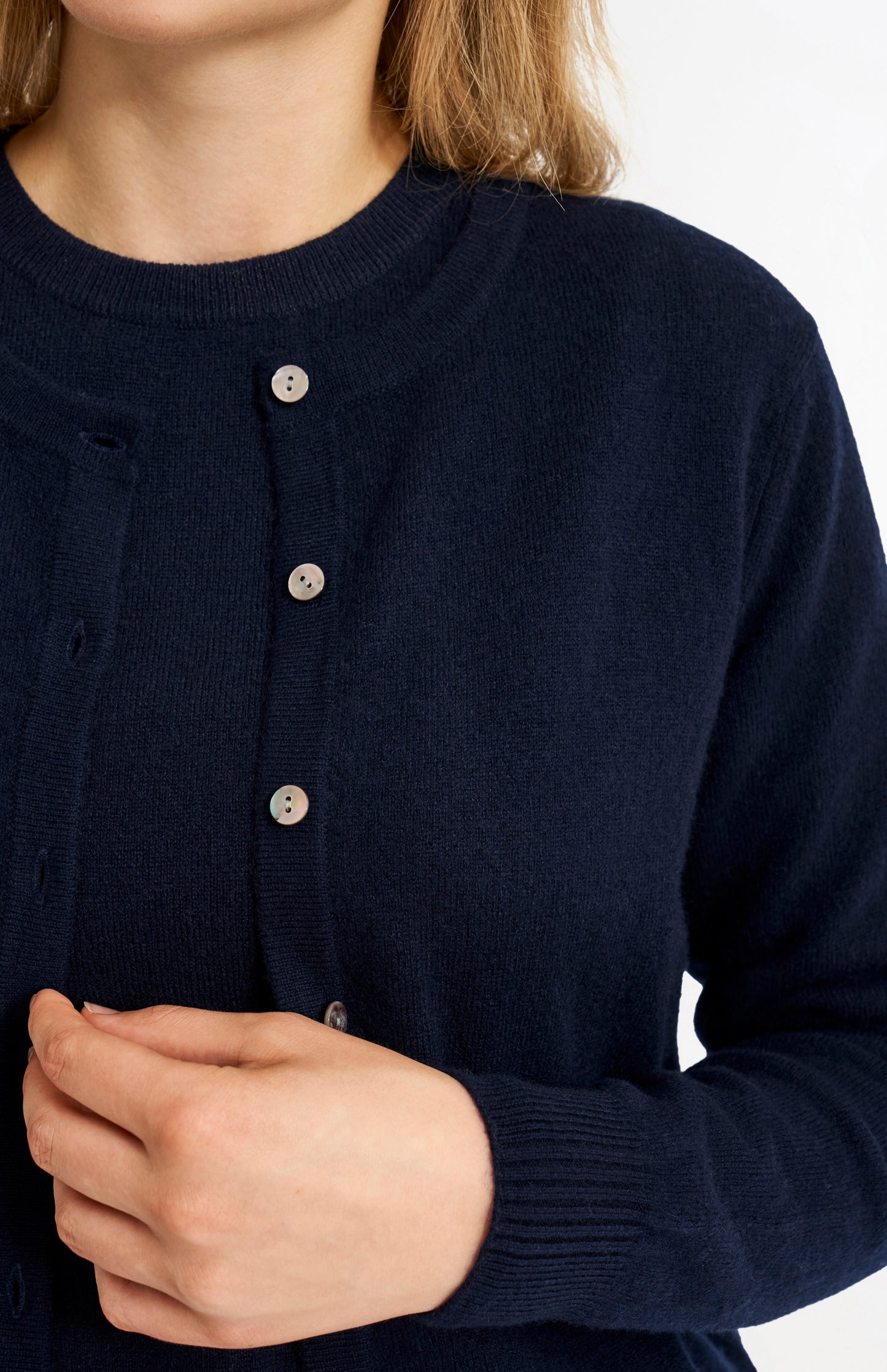 Pringle Women's Classic Round Neck Cashmere Cardigan In Navy Melange button detail