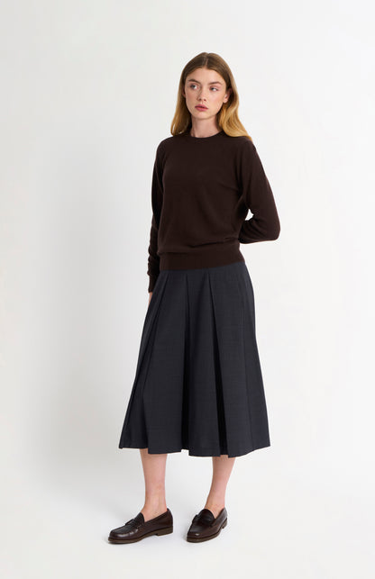 Women's Classic Crew Neck Cashmere Jumper In Dark Brown