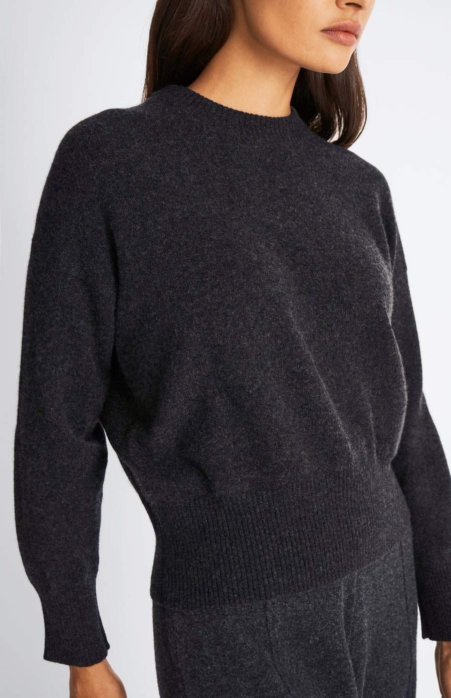  Pringle of Scotland Women's Lightweight Cashmere Jumper in Charcoal showing neck detail