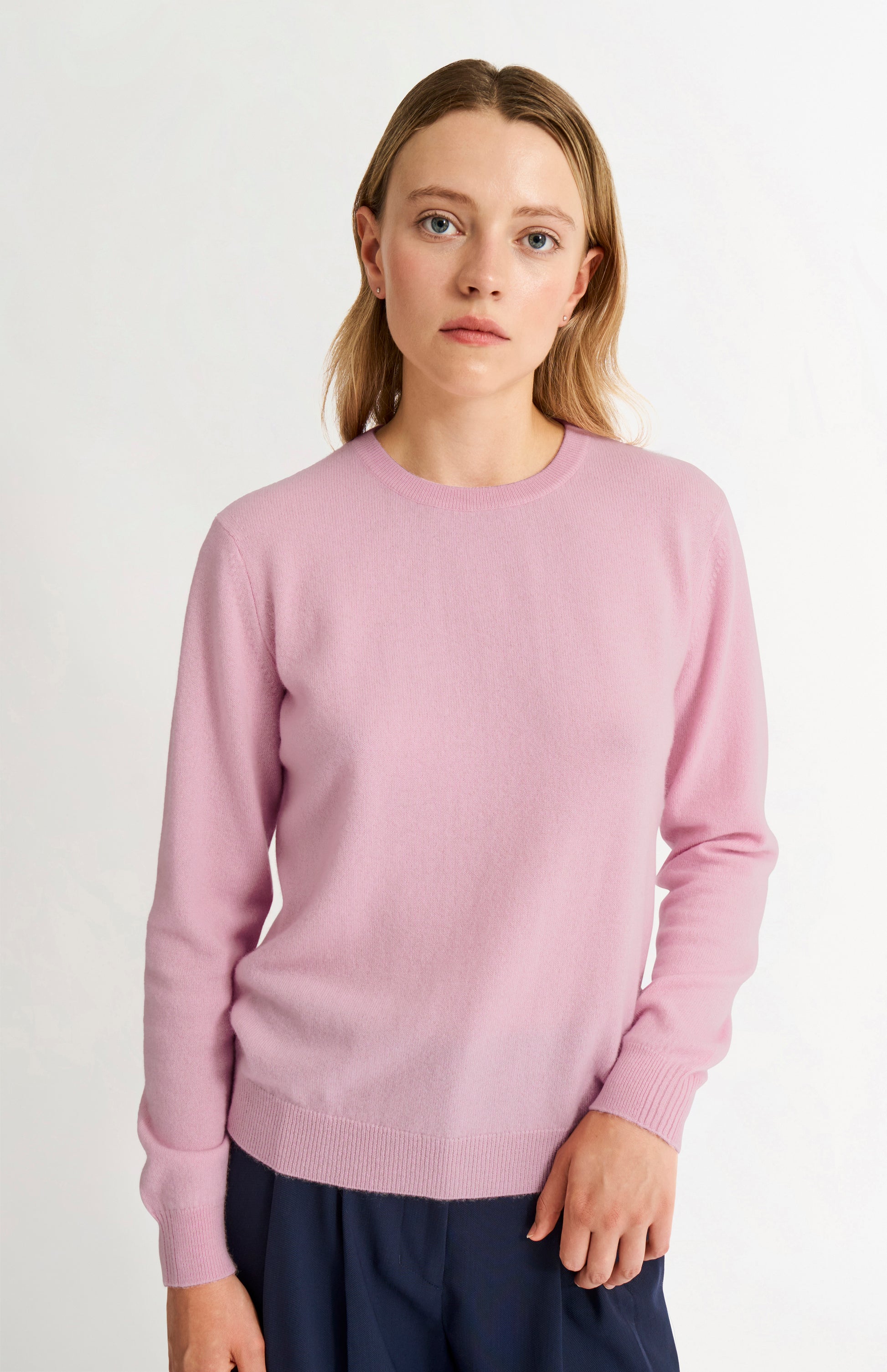 Pringle of Scotland Women's Classic Round Neck Cashmere Jumper In Pink