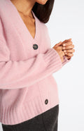 Pringle of Scotland Women's Cropped Cosy Cashmere Cardigan In Dusty Pink showing button detail
