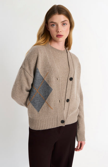 Women's Chunky Argyle Cashmere Cardigan in Mushroom And Grey