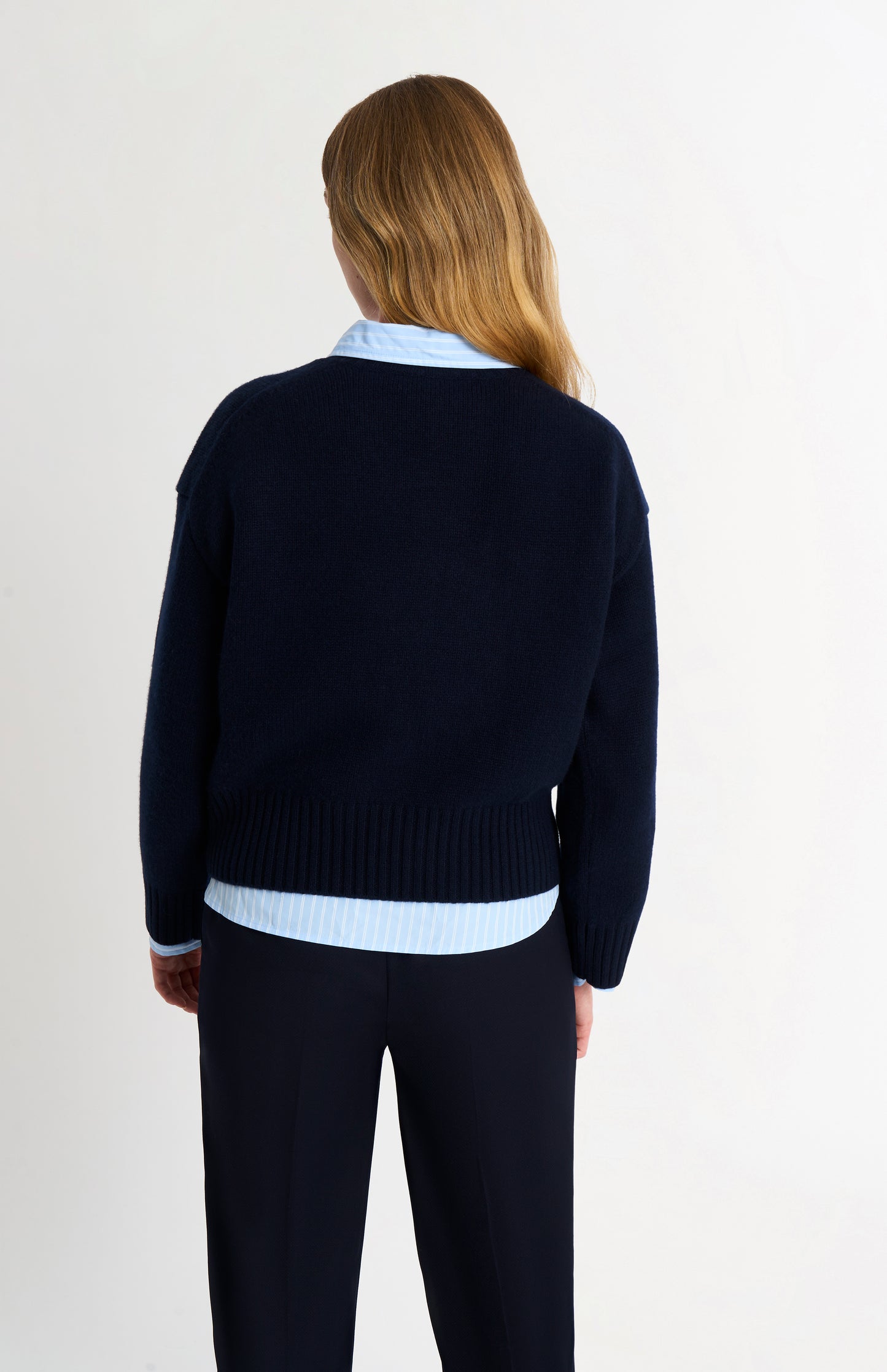 Women's Crew Neck Chunky Cashmere Jumper In Navy Blue