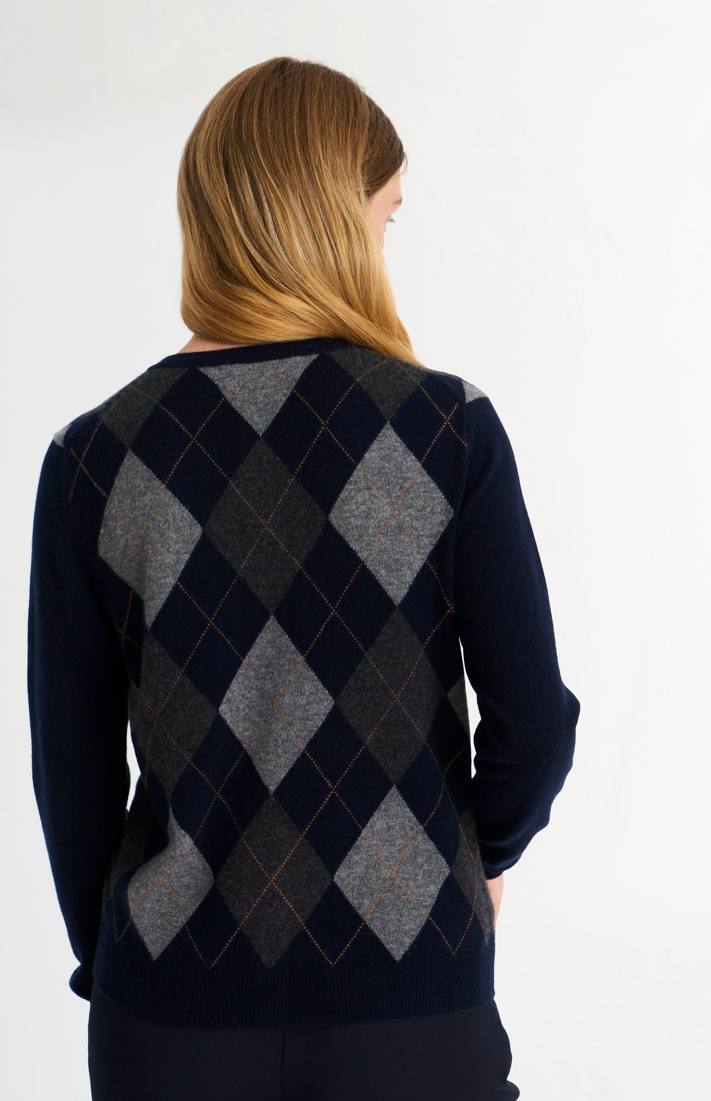 Women's Crew Neck Cashmere Argyle Cardigan In Brown / Navy / Grey