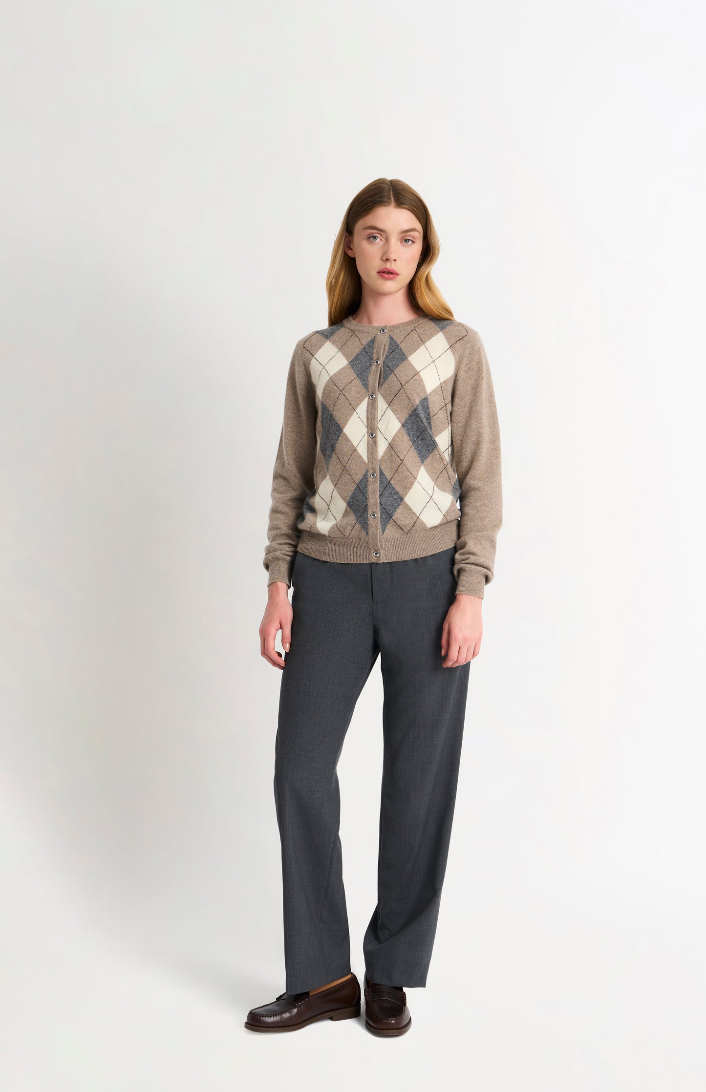 Women's Crew Neck Cashmere Argyle Cardigan In Mushroom / Grey / Yellow