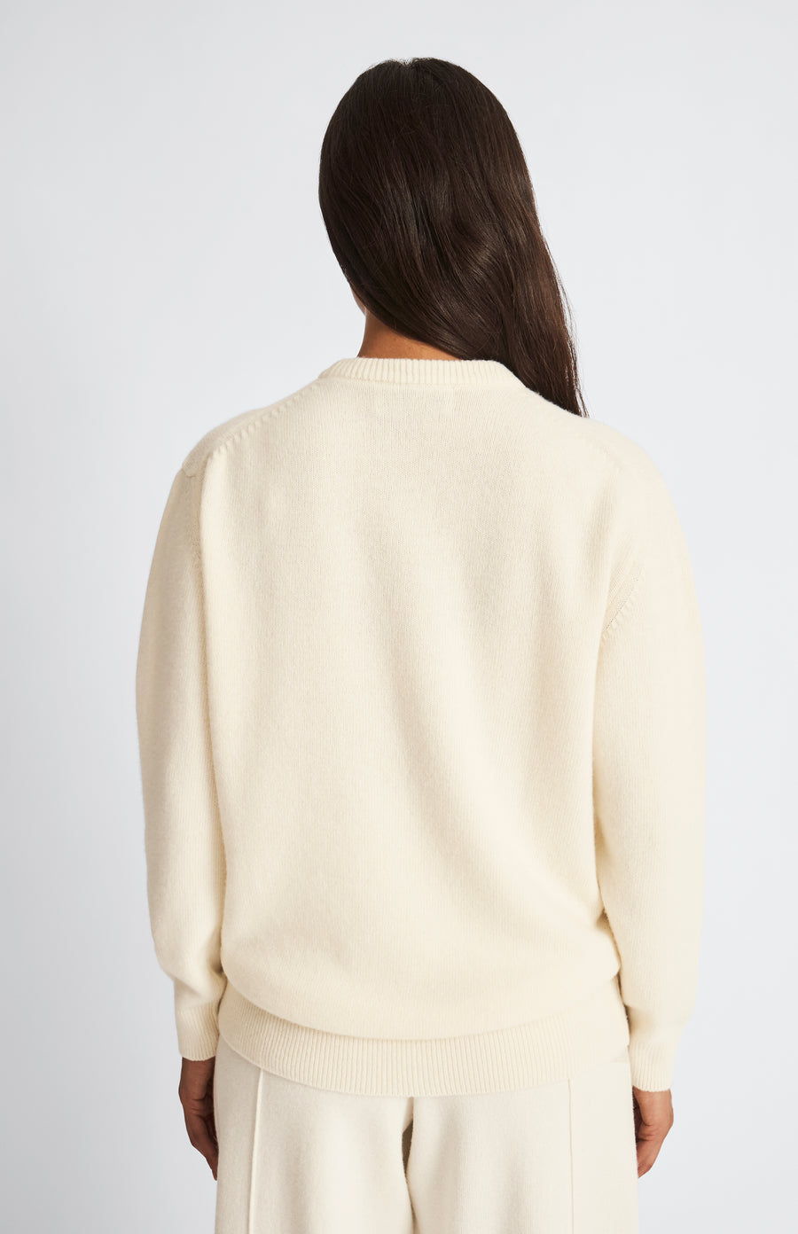 Pringle Women's Archive Round Neck Lambswool Blend Jumper In Ivory rear view