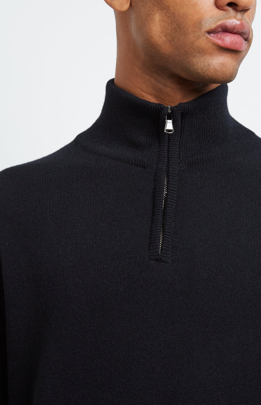 Men's Black Cashmere Zip Neck Jumper Details - Pringle of Scotland