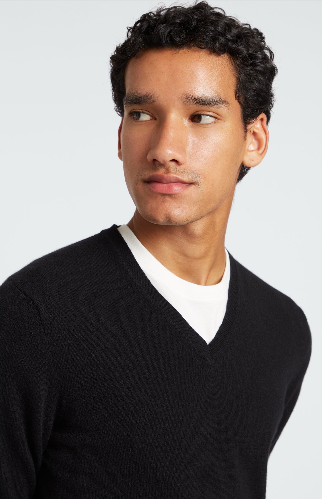 Men's V Neck Cashmere Jumper In Black neck close up - Pringle of Scotland