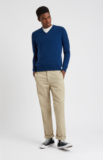 Pringle of Scotland Men's Classic V Neck Cashmere Jumper In Atlantic on model full lrength