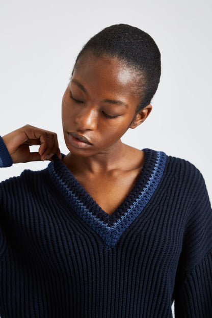 V Neck Chunky Rib Jumper in Indigo neck detail - Pringle of Scotland